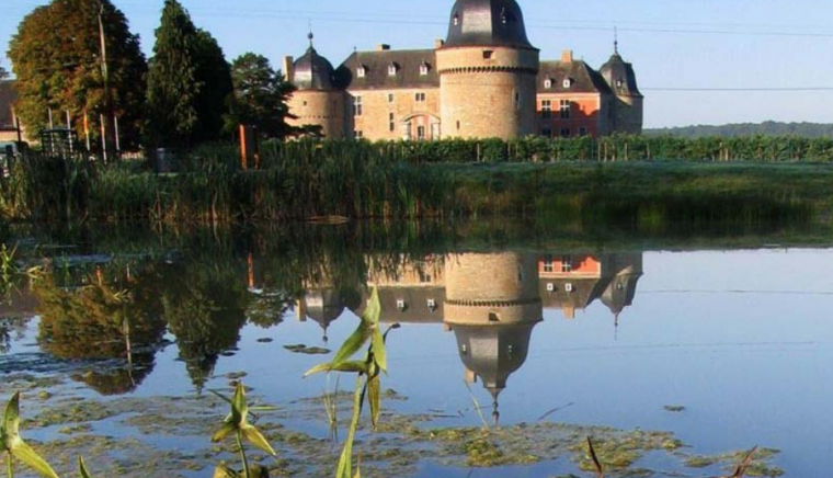 Château de Lavaux-Sainte-Anne