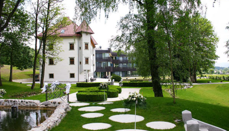 Lambergh Château & Hotel