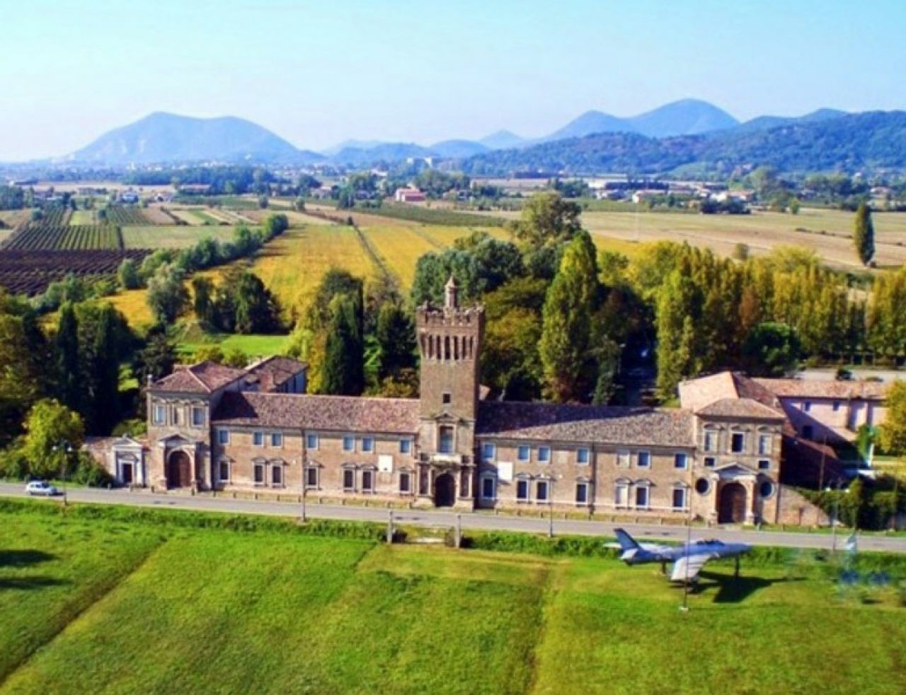 Air and Space Museum, Villa Zaborra Castle
