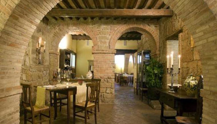 Sovana Hotel & Resort