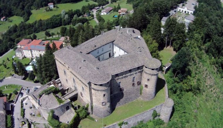  Castello di Compiano 