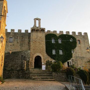 Castello di Cisterna