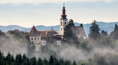  Schloss Hollenegg 