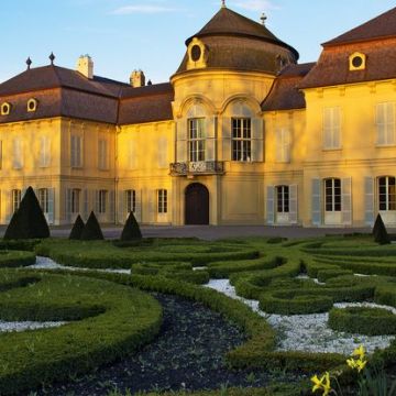  Schloss Niederweiden 