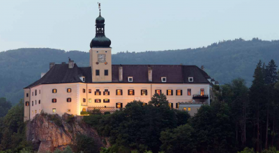  Schloss Persenbeug 