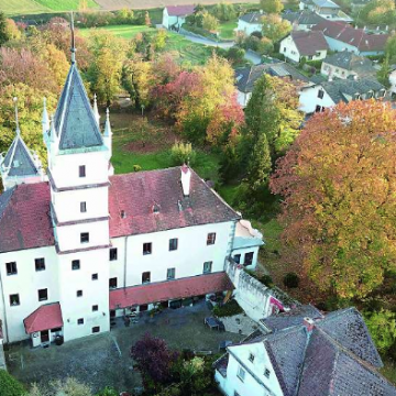  Schloss Rothenhof 