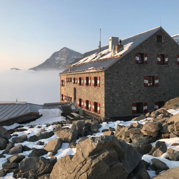  Neue Prager Hütte 