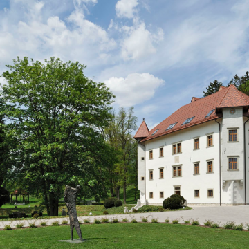 Lambergh Château & Hotel