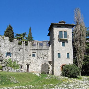 Castello di Serravalle