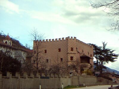 Castel Friedburg