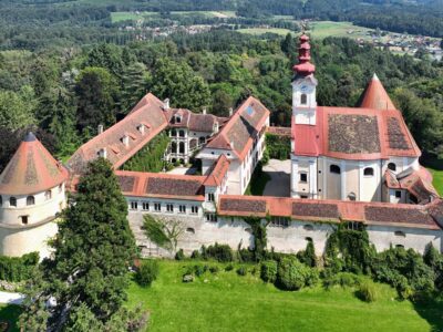Schloss Hollenegg